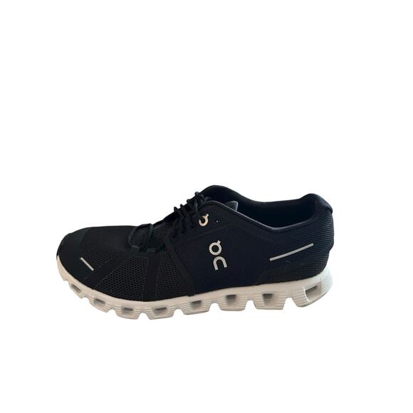 On Cloud ONCLOUD Cloud 5 Black White Running Shoes Sz 8.5 Women's EUC RARE - Picture 1 of 15